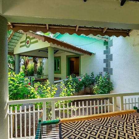 Saavaj Resort, Sasan Gir - Where Wilderness Meets Luxury Exterior photo