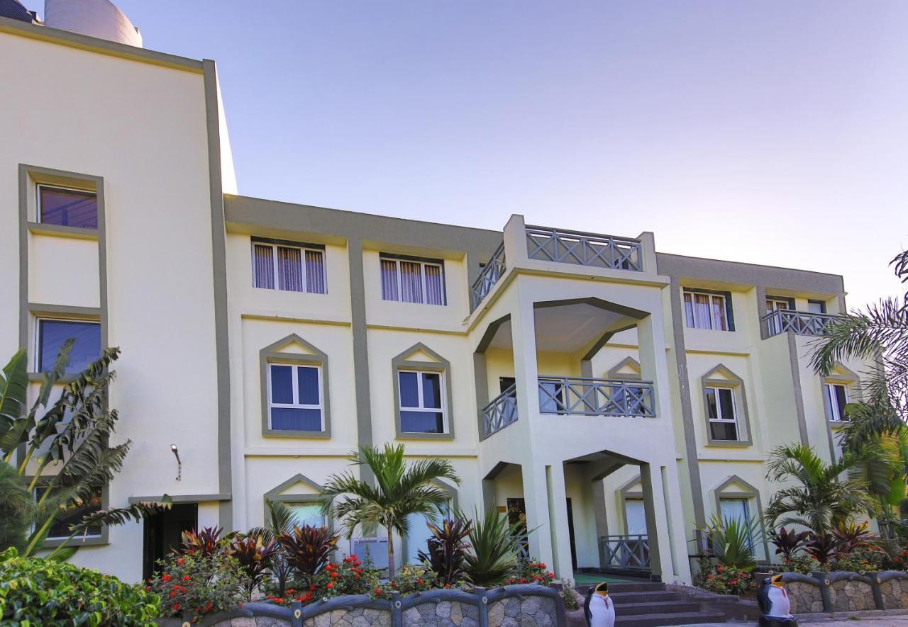 Saavaj Resort, Sasan Gir - Where Wilderness Meets Luxury Exterior photo